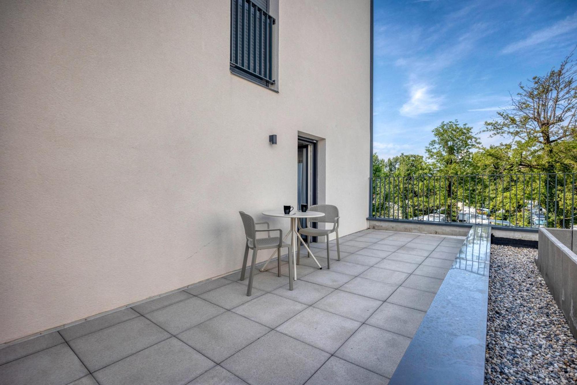 Kosy Appart'Hotels - Residence Du Lac Aix-les-Bains Esterno foto